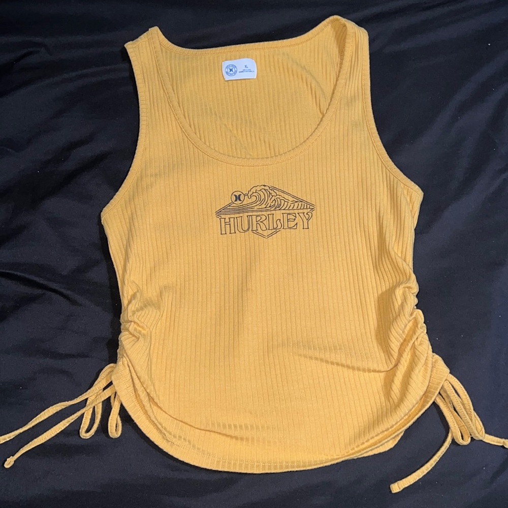 HURLEY WOMEN’S MUSTARD YELLOW SIDE CINCH TANK TOP